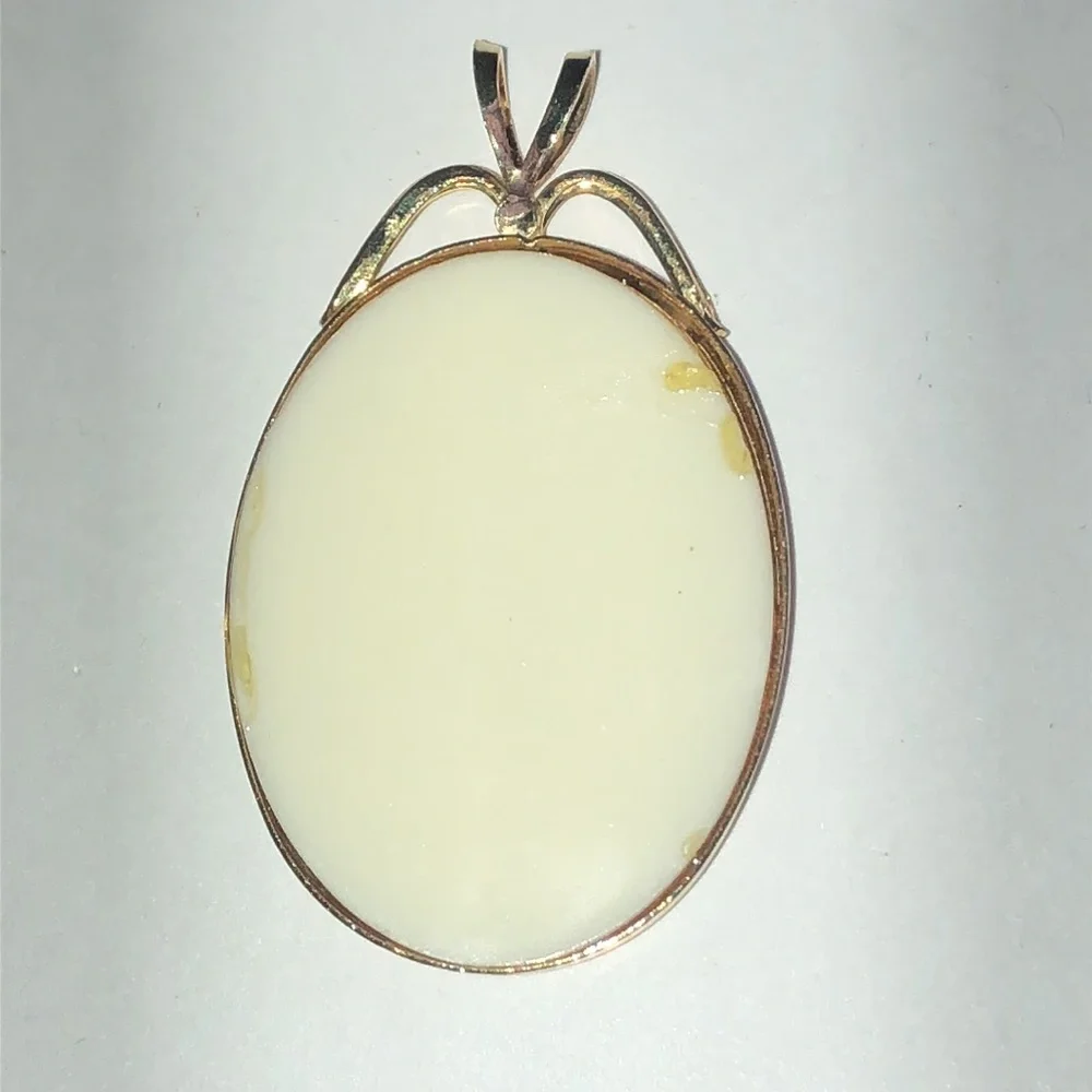 Elegant Vintage Gold Tone Floral Boho Ceramic Pendant - Picture 4 of 4